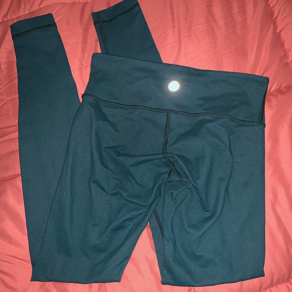 Lululemon leggings size 4